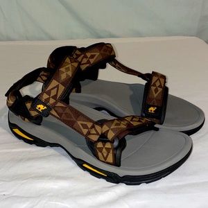 CAMEL CROWN Mens Hiking Sandals Waterproof with Arch Support Open Toe
